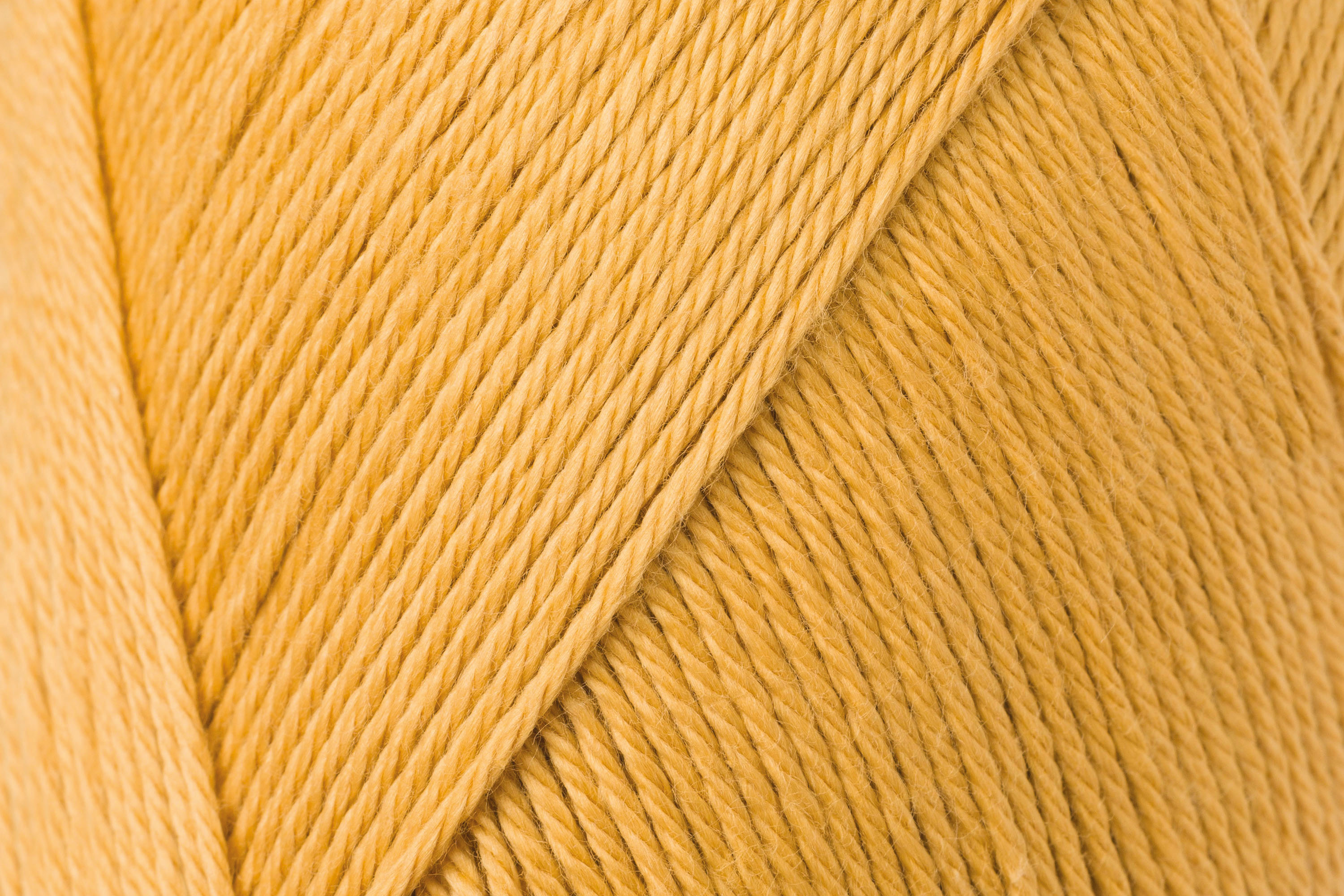 Summerlite 4-fädig col. 439 gold ca. 175 m 50 g