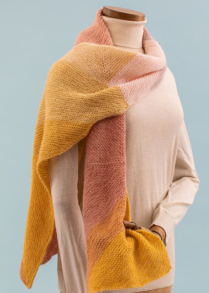 LINNEA Shawl, S10919