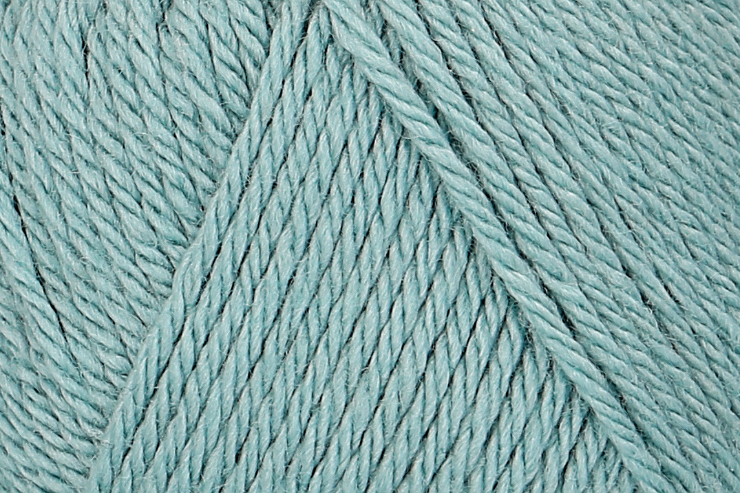 Baby Cashsoft Merino col. 108 green ca. 130 m 50 g