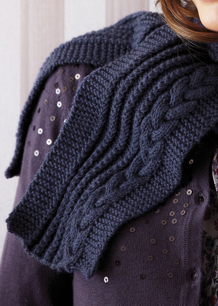 Hat and shawl with cable pattern, S7548 Hat and shawl with cable pattern, S7548