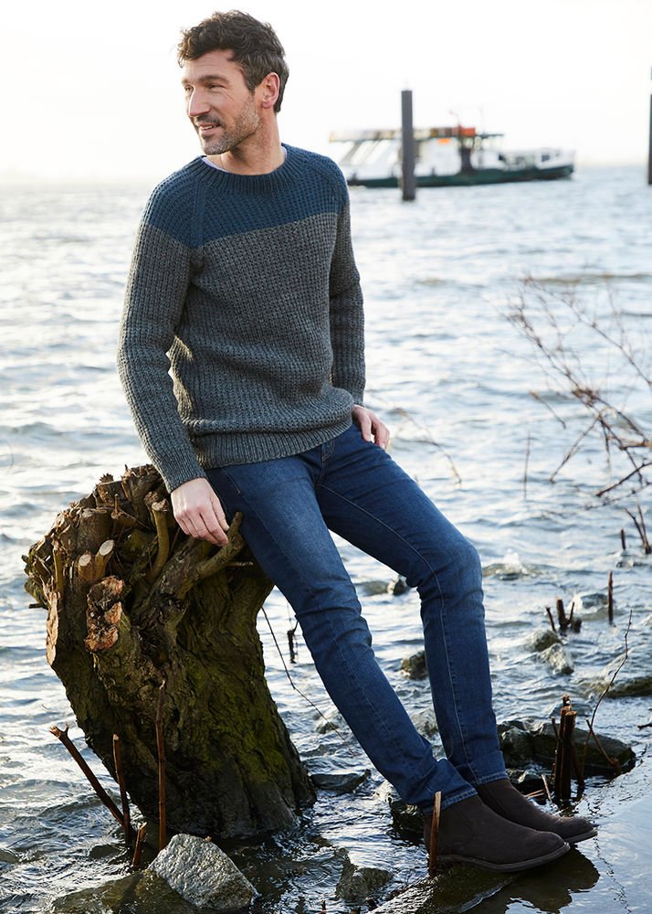 Man’s Bicolor Pullover, S10340A Man’s Bicolor Pullover, S10340A